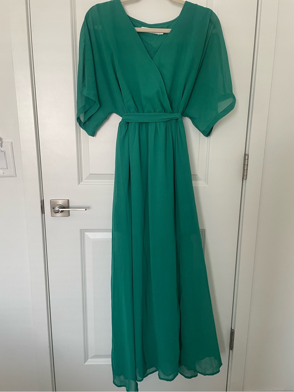 Emerald Green V-Neck Maxi Dress with Waist Tie
